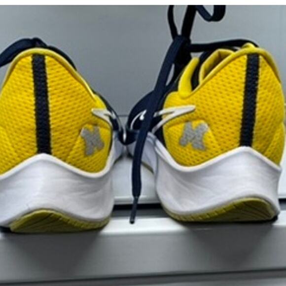 NEW!! "U OF M", Nike Air Zoom Pegasus 3,College, Team Spirit, Univercity, SZ 7.5 - Picture 13 of 16